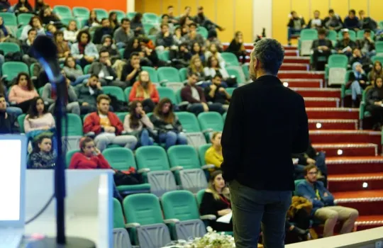 Ustalardan Fotograf Seminerleri